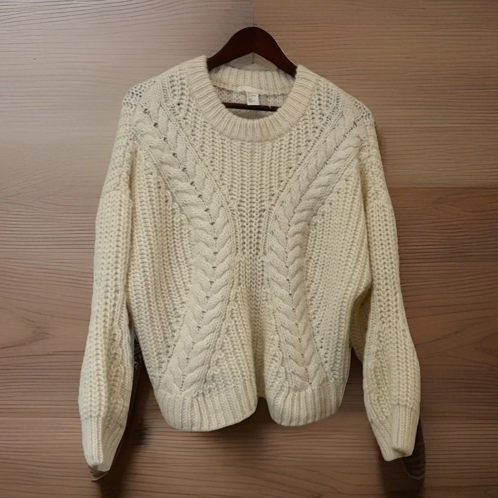 H&M Cable Chunky Knit Cream Sweater Long Sleeve Sz L Fisherman Cottagecore
